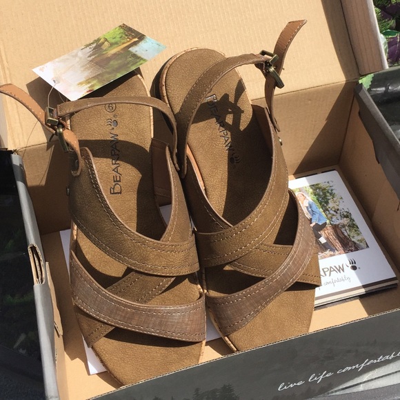 NWT Bearpaw Shelli Sandals.  size 9 - Picture 6 of 7